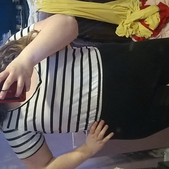 Crop top - Picture 4 of 4